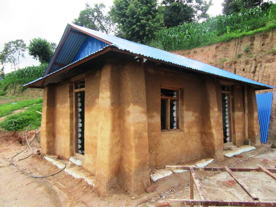 Erdsackhaus in Badalgaon
