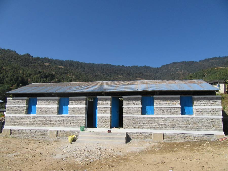 Cherdung Primary School, Dolakha, Gebäude repariert